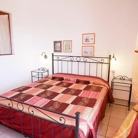 Apartment Morcone - Goelba *